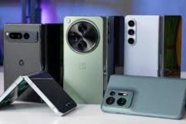 Rekomendasi HP Terbaik untuk Dibeli di Akhir Tahun 2025